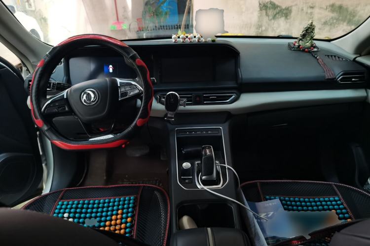 Used Dongfeng Aeolus E70 2021 Revised Version 3 500 Ultra-Comfort Edition Center Console
