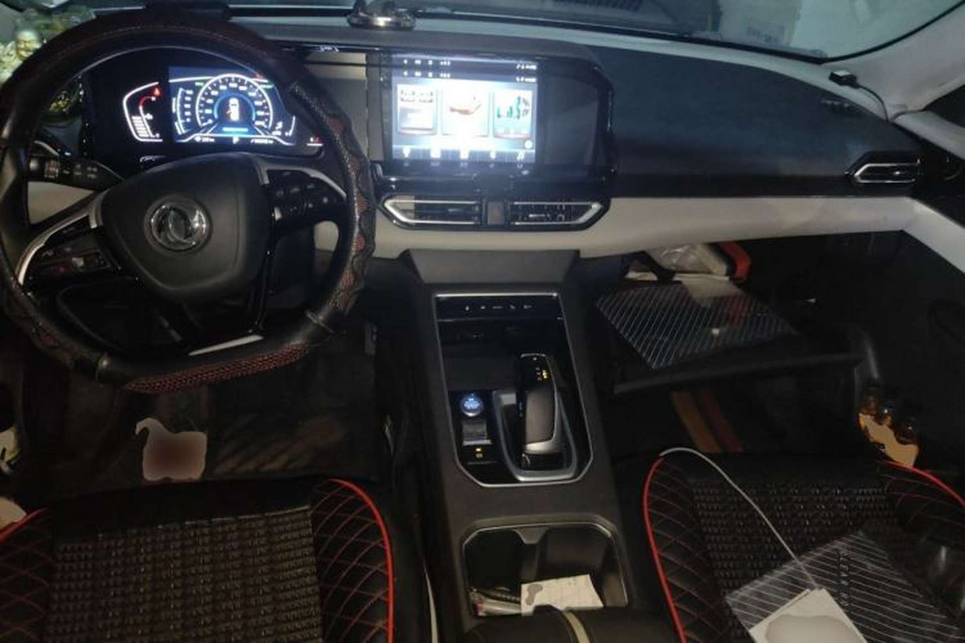 Used Dongfeng Aeolus E70 2021 Revised Version 500 Pro Ultra-Comfort Edition Center Console