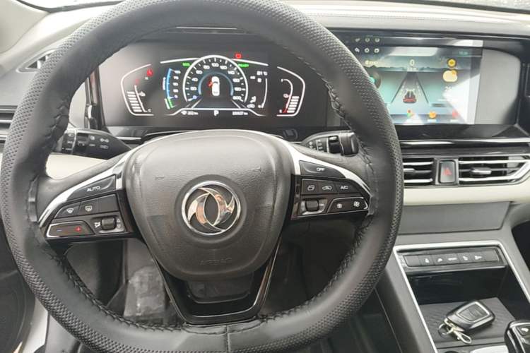 Used Dongfeng Aeolus E70 2021 Revised Version 500 Ultra-Comfort Edition Center Console