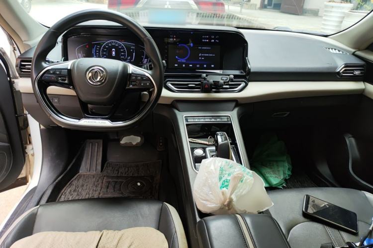Used Dongfeng Aeolus E70 2021 Revised Version 500 Ultra-Comfort Edition Center Console
