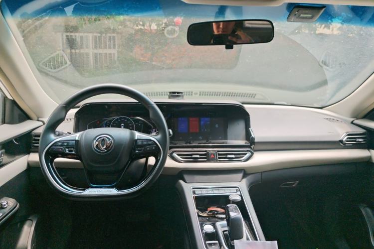 Used Dongfeng Aeolus E70 2021 Revised Version 2 500 Ultra-Comfort Edition Center Console