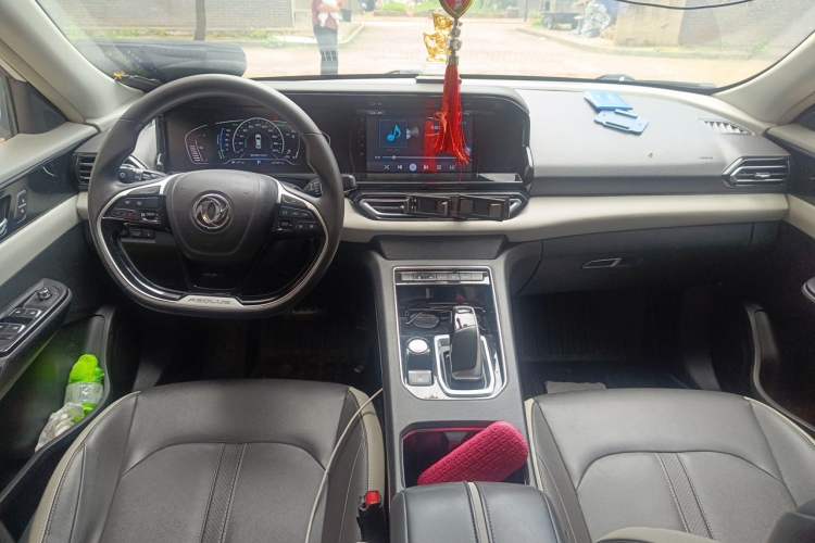 Used Dongfeng Aeolus E70 2021 Revised Version 500 Ultra-Comfort Edition Center Console