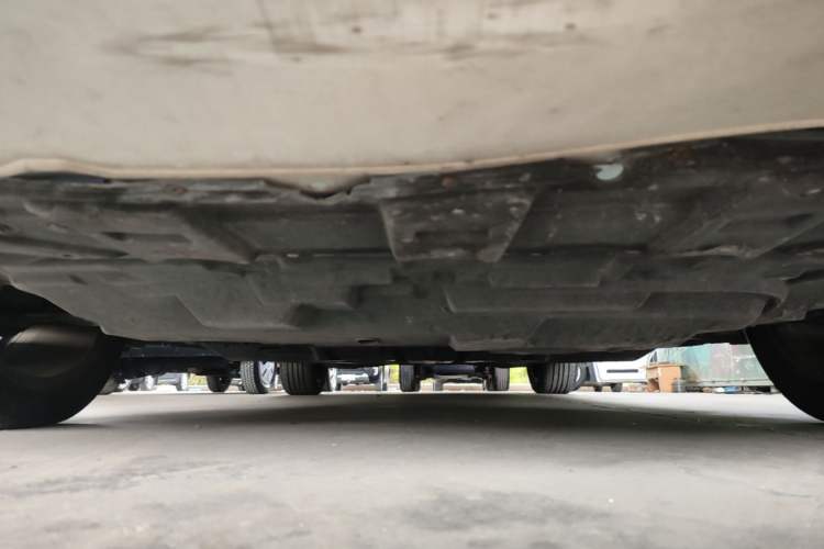 Used Dongfeng Aeolus E70 2021 Revised Version 2 500 Ultra-Comfort Edition Chassis Front