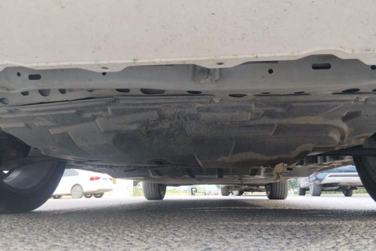 Used Dongfeng Aeolus E70 2021 Revised Version 500 Ultra-Comfort Edition Chassis Front