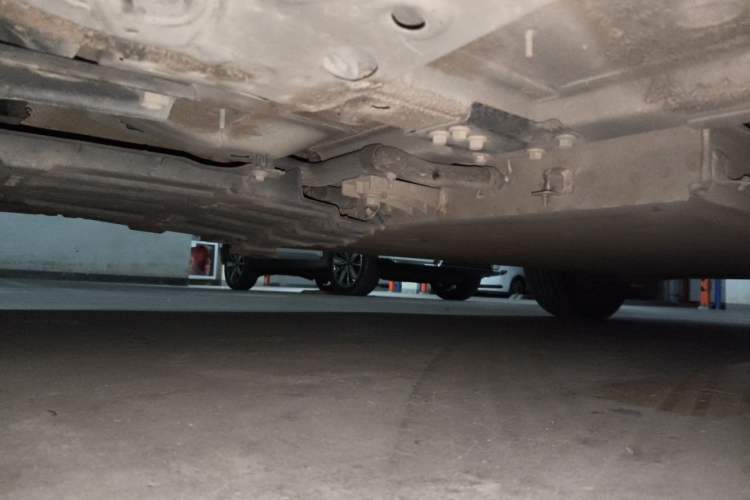 Used Dongfeng Aeolus E70 2021 Revised Version 3 500 Ultra-Comfort Edition Chassis Front Left