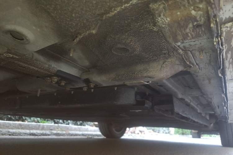 Used Dongfeng Aeolus E70 2021 Revised Version 360H Battery-Swap Edition Chassis Front Left