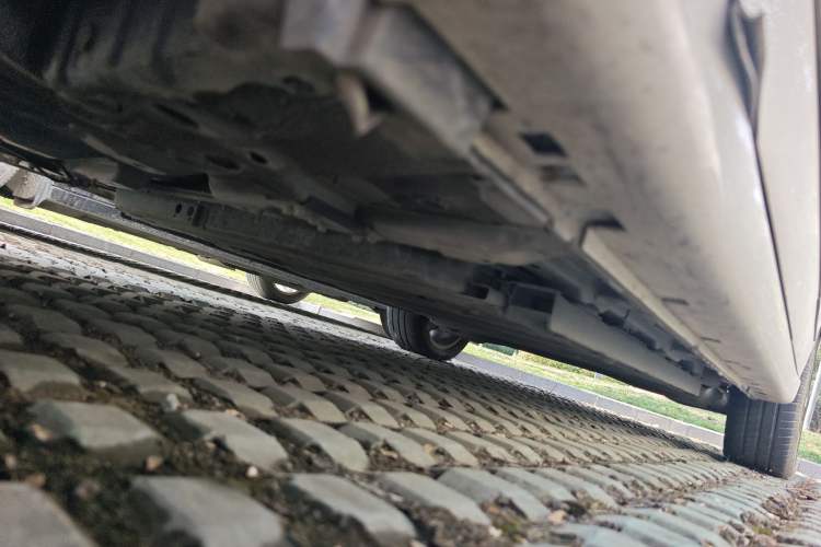 Used Dongfeng Aeolus E70 2021 Revised Version 360H Battery-Swap Edition Chassis Front Left