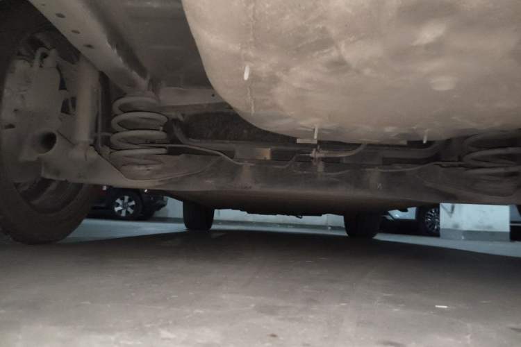 Used Dongfeng Aeolus E70 2021 Revised Version 3 500 Ultra-Comfort Edition Chassis Rear