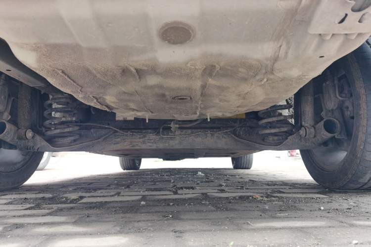 Used Dongfeng Aeolus E70 2021 Revised Version 360H Battery-Swap Edition Chassis Rear
