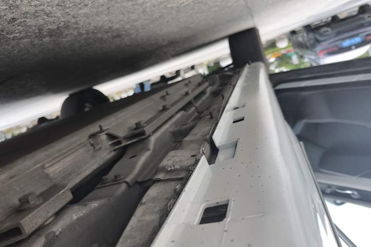 Used Dongfeng Aeolus E70 2021 500 Ultra-Comfort Edition Chassis Rear Left