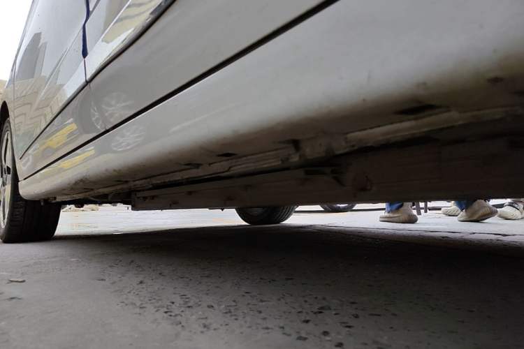 Used Dongfeng Aeolus E70 2021 Revised Version 500 Ultra-Comfort Edition Chassis Rear Left