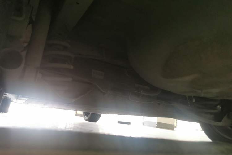 Used Dongfeng Aeolus E70 2021 Revised Version 3 500 Ultra-Comfort Edition Chassis Rear Left