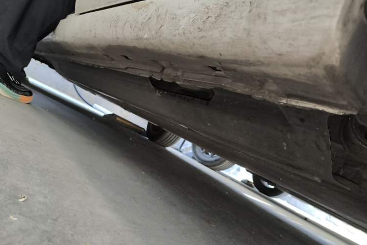 Used Dongfeng Aeolus E70 2021 Revised Version 500 Ultra-Comfort Edition Chassis Rear Left