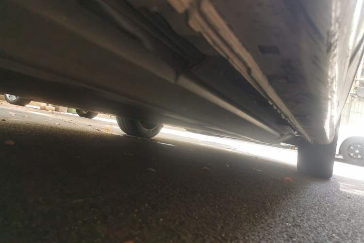 Used Dongfeng Aeolus E70 2021 500 Super Delight Edition Chassis Rear Right