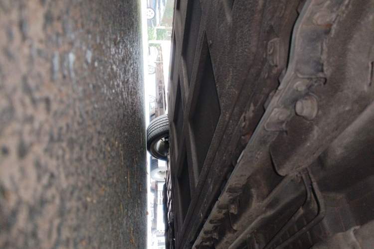 Used Dongfeng Aeolus E70 2021 Revised Version 360H Battery-Swap Edition Chassis Rear Right