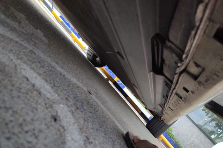 Used Dongfeng Aeolus E70 2021 Revised Version 3 500 Ultra-Comfort Edition Chassis Rear Right