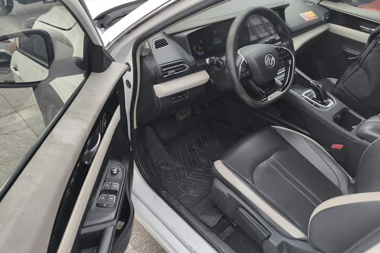 Used Dongfeng Aeolus E70 2021 500 Ultra-Comfort Edition Driver Seat
