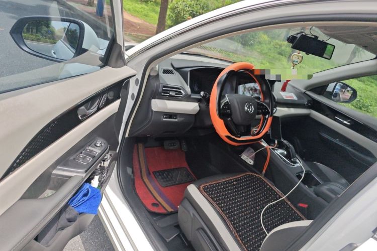 Used Dongfeng Aeolus E70 2021 Revised Version 3 500 Ultra-Comfort Edition Driver Seat