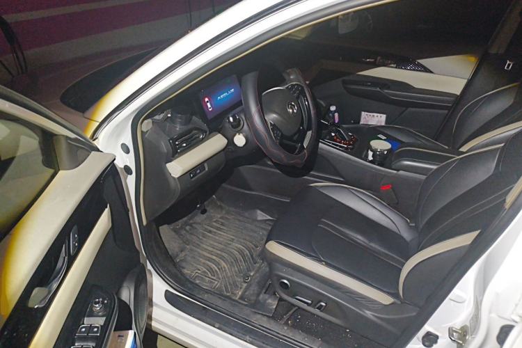 Used Dongfeng Aeolus E70 2021 500 Ultra-Comfort Edition Driver Seat