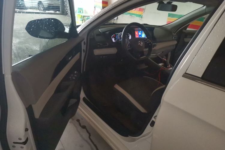 Used Dongfeng Aeolus E70 2021 Revised Version 2 500 Ultra-Comfort Edition Driver Seat