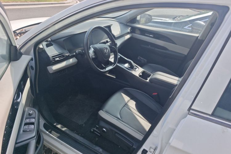 Used Dongfeng Aeolus E70 2021 Revised Version 360H Battery-Swap Edition Driver Seat