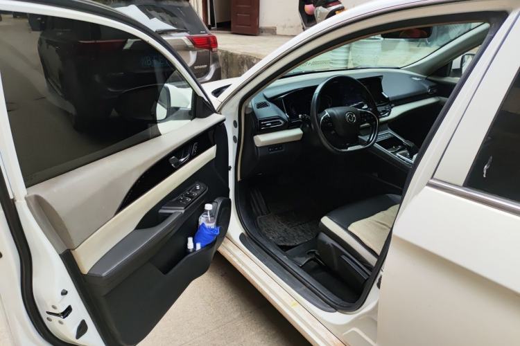 Used Dongfeng Aeolus E70 2021 Revised Version 500 Ultra-Comfort Edition Driver Seat