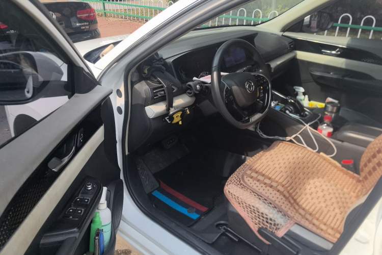 Used Dongfeng Aeolus E70 2021 Revised Version 3 500 Ultra-Comfort Edition Driver Seat