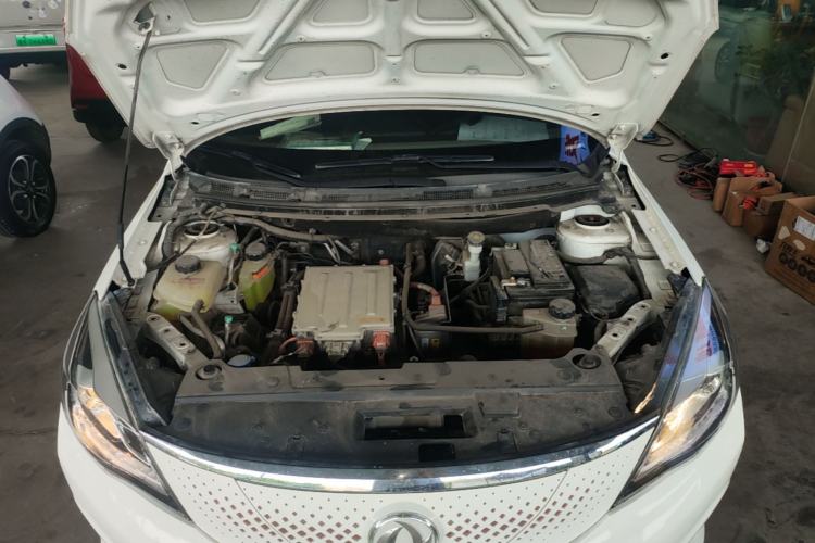 Used Dongfeng Aeolus E70 2021 Revised Version 2 500 Ultra-Comfort Edition Engine Bay