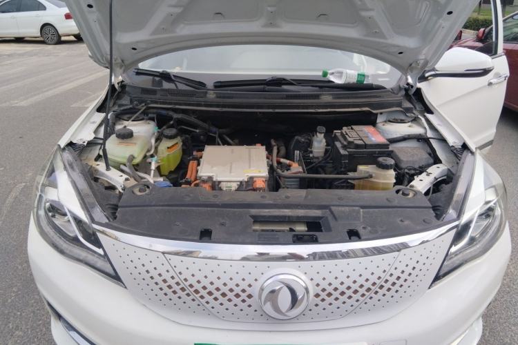 Used Dongfeng Aeolus E70 2021 Revised Version 500 Ultra-Comfort Edition Engine Bay