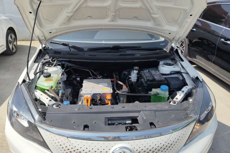 Used Dongfeng Aeolus E70 2021 Revised Version 360H Battery-Swap Edition Engine Bay
