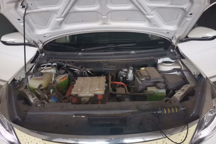 Used Dongfeng Aeolus E70 2021 Revised Version 2 500 Ultra-Comfort Edition Engine Bay