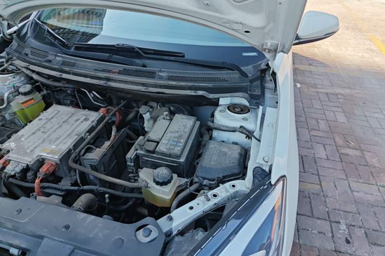 Used Dongfeng Aeolus E70 2021 Revised Version 3 500 Ultra-Comfort Edition Engine Bay Left