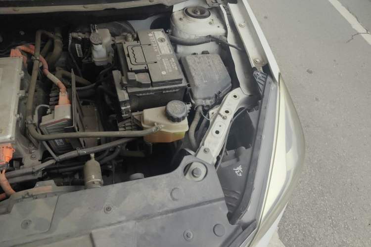 Used Dongfeng Aeolus E70 2021 Revised Version 500 Pro Super-Enjoy Edition Engine Bay Left