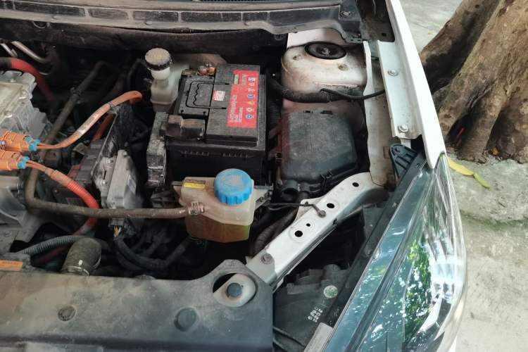 Used Dongfeng Aeolus E70 2021 Revised Version 3 500 Ultra-Comfort Edition Engine Bay Left