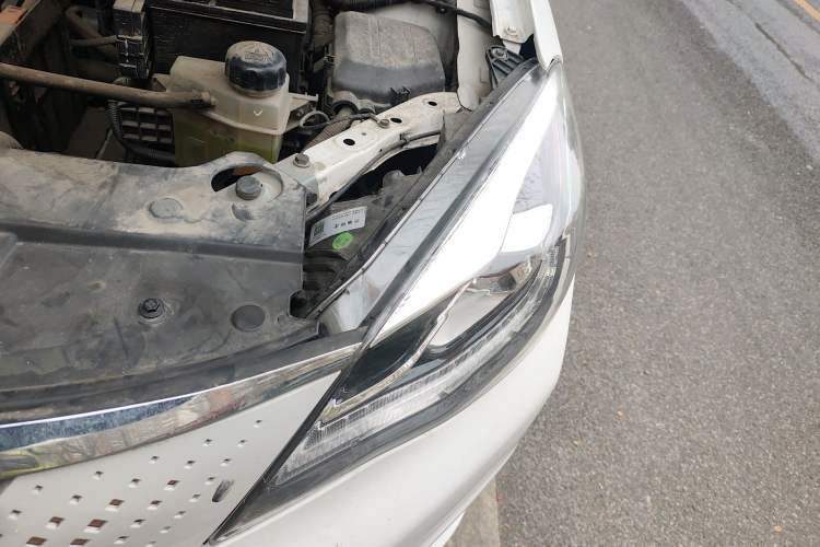 Used Dongfeng Aeolus E70 2021 Revised Version 500 Pro Ultra-Comfort Edition Engine Bay Left