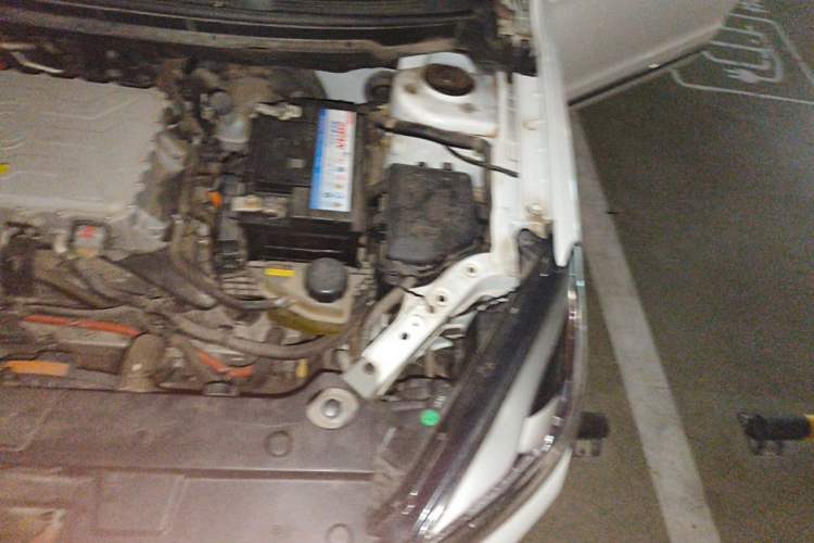 Used Dongfeng Aeolus E70 2021 500 Ultra-Comfort Edition Engine Bay Left