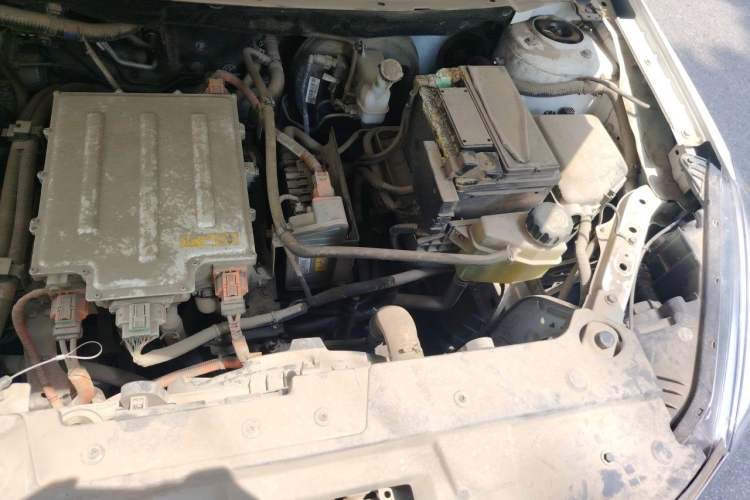 Used Dongfeng Aeolus E70 2021 500 PLUS Ultra-Comfort Edition Engine Bay Left