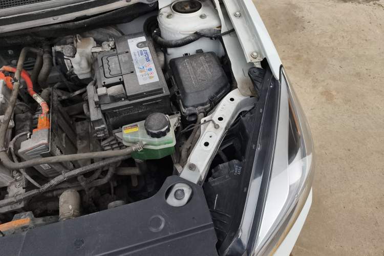 Used Dongfeng Aeolus E70 2021 Revised Version 2 500 Ultra-Comfort Edition Engine Bay Left