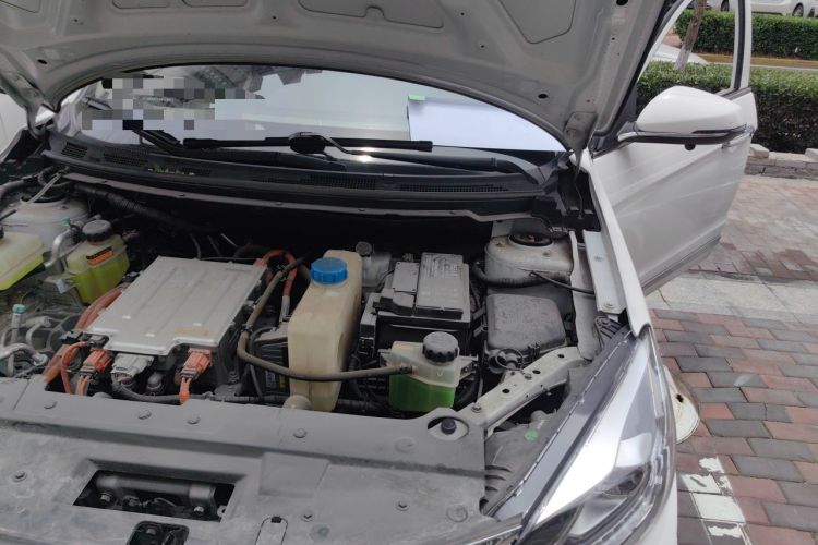 Used Dongfeng Aeolus E70 2021 Revised Version 500 Ultra-Comfort Edition Engine Bay Left