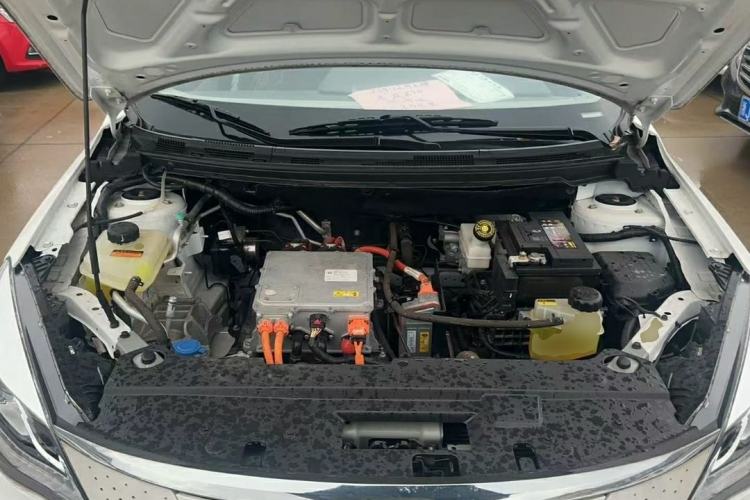Used Dongfeng Aeolus E70 2021 360H Battery-Swap Version Engine Bay