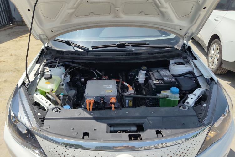 Used Dongfeng Aeolus E70 2021 Revised Version 360H Battery-Swap Edition Engine Bay