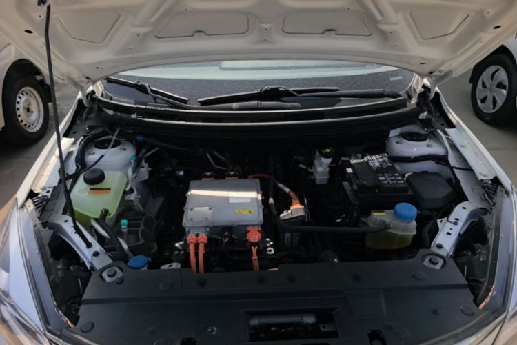 Used Dongfeng Aeolus E70 2021 360H Battery-Swap Version Engine Bay