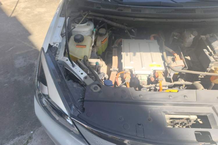 Used Dongfeng Aeolus E70 2021 Revised Version 3 500 Ultra-Comfort Edition Engine Bay Right