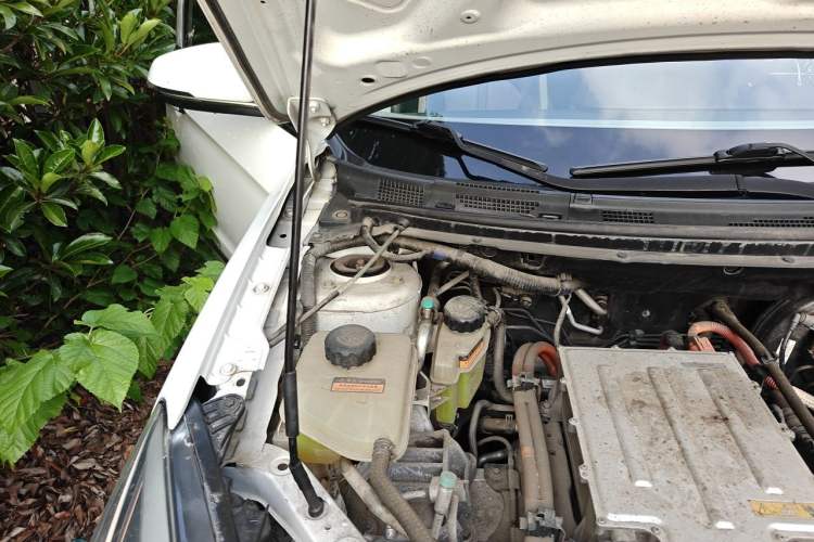 Used Dongfeng Aeolus E70 2021 Revised Version 500 Ultra-Comfort Edition Engine Bay Right