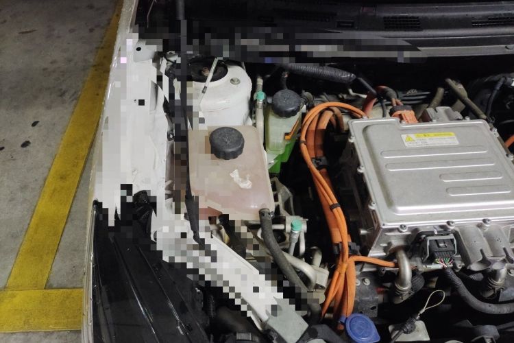 Used Dongfeng Aeolus E70 2021 500 Ultra-Comfort Edition Engine Bay Right