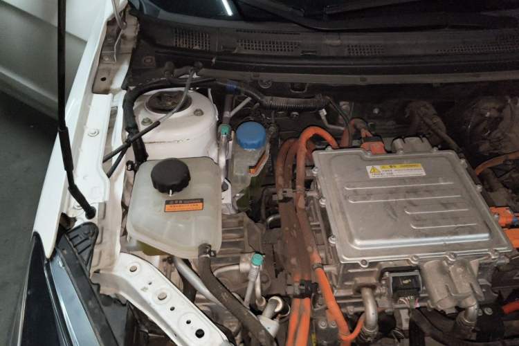 Used Dongfeng Aeolus E70 2021 Revised Version 3 500 Ultra-Comfort Edition Engine Bay Right