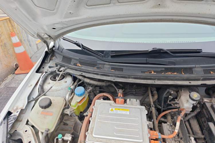 Used Dongfeng Aeolus E70 2021 Revised Version 3 500 Ultra-Comfort Edition Engine Bay Right