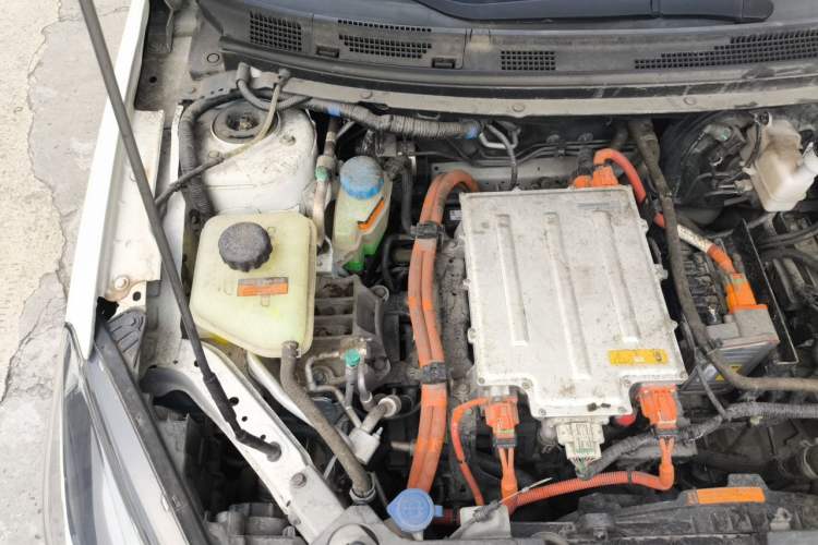 Used Dongfeng Aeolus E70 2021 Revised Version 3 500 Ultra-Comfort Edition Engine Bay Right