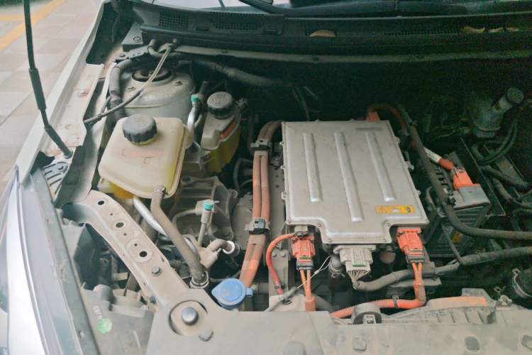 Used Dongfeng Aeolus E70 2021 Revised Version 2 500 Ultra-Comfort Edition Engine Bay Right