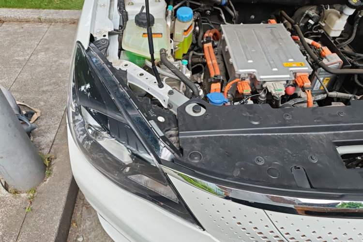 Used Dongfeng Aeolus E70 2021 Revised Version 3 500 Ultra-Comfort Edition Engine Bay Right